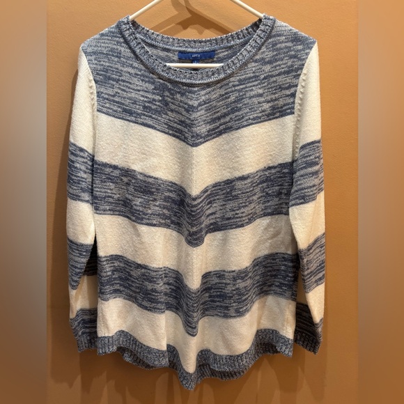 Apt. 9 Sweaters - Apt. 9  blue and white long sleeve chevron striped pullover Sweater Size large